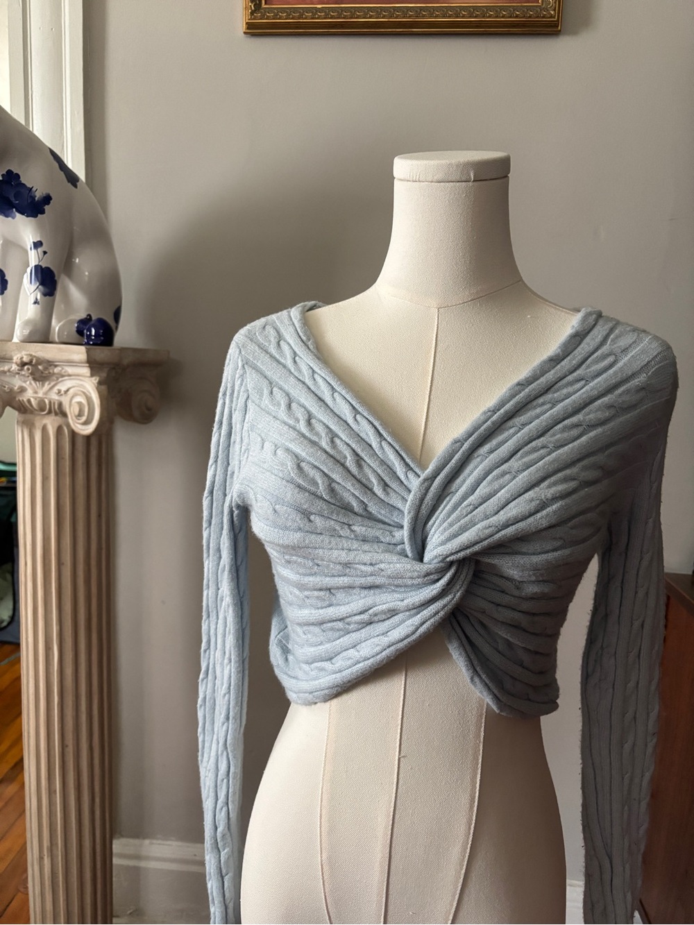 Cable Knit Cropped Sweater - Light Blue
